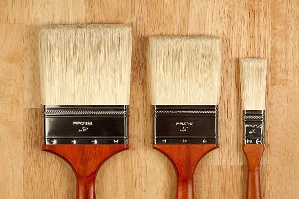 what to consider when choosing the best paint brush