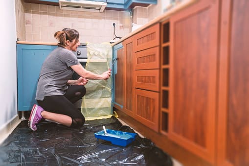 How to refurbish old cabinets - How to paint old cabinets